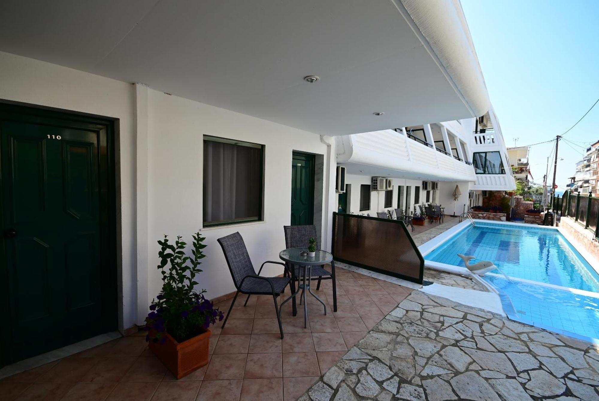 Villa Cariatis Nea Kallikrateia Luaran gambar